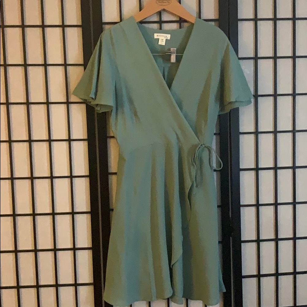 Olive Green Dress 🖤